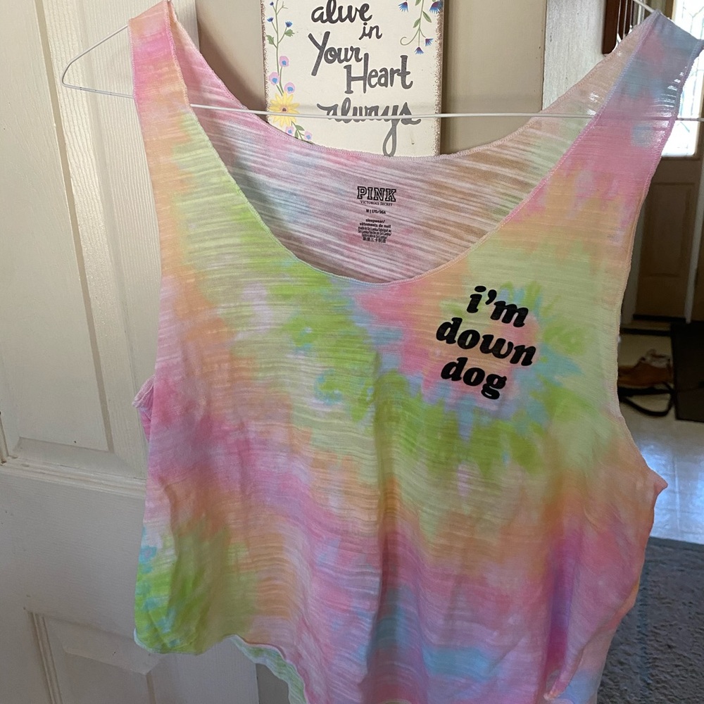 Pink tank top